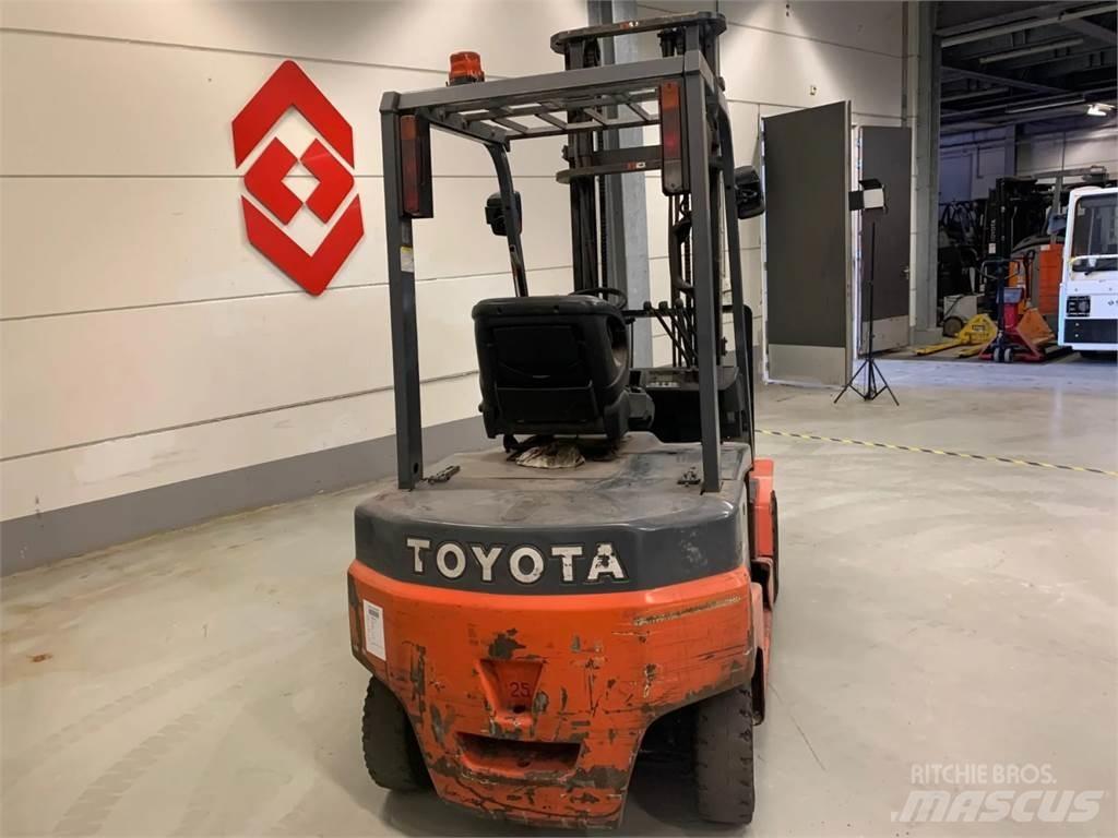 Toyota 8FBN25 Sähkötrukit