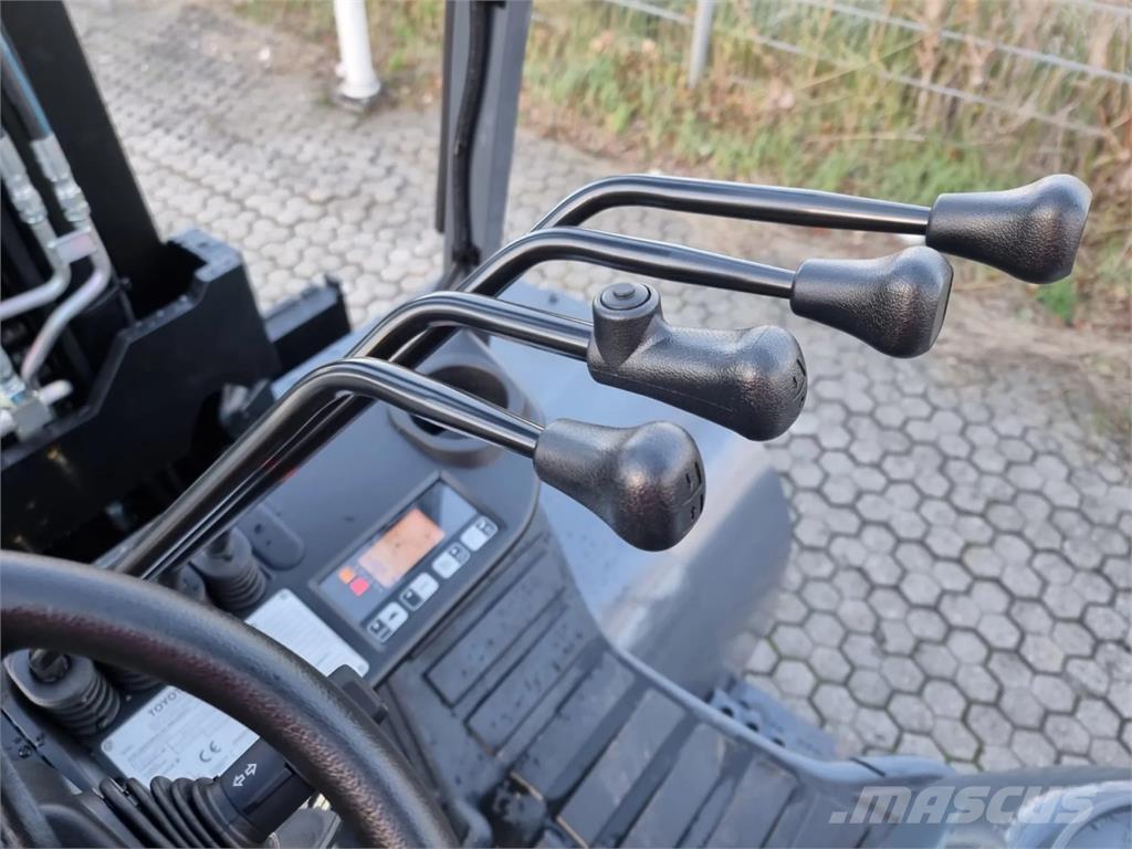 Toyota 8FD70F Dieseltrukit