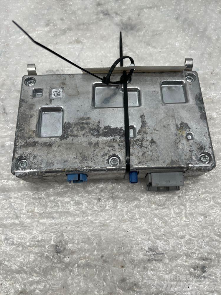 Bosch  Ohjaamot ja sisustat