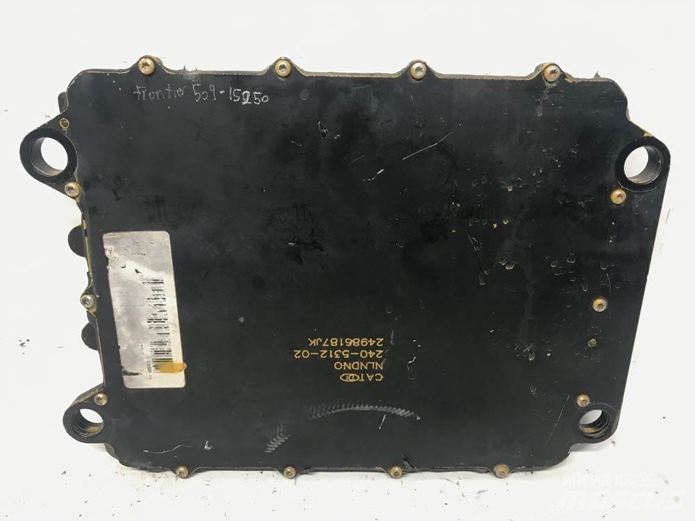 CAT 70 Pin Muut