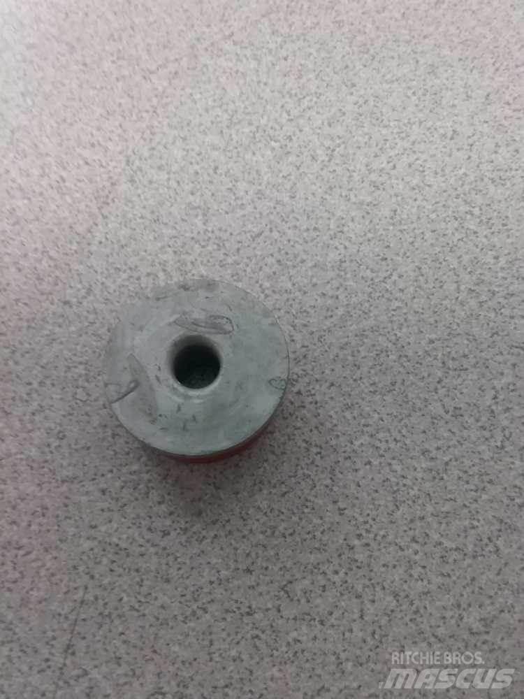 Cummins  Muut