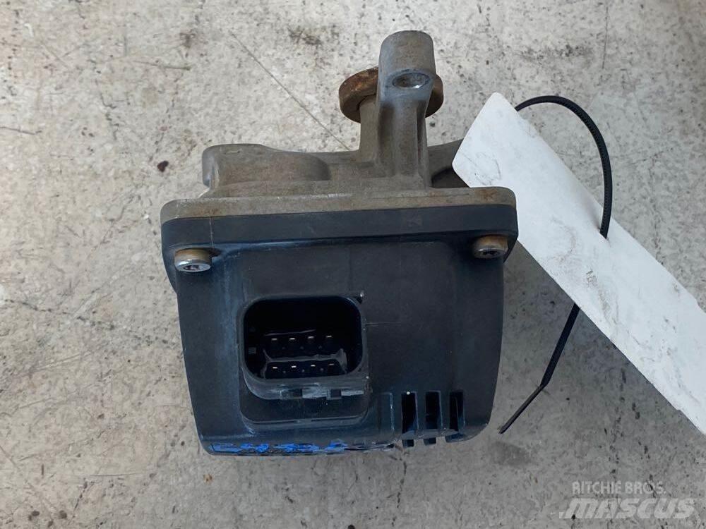 Cummins  Muut