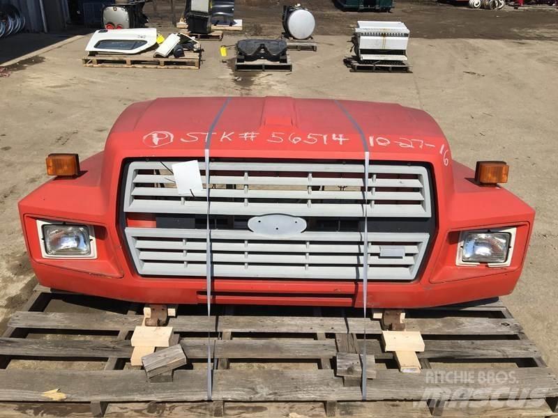 Ford F700 Ohjaamot ja sisustat
