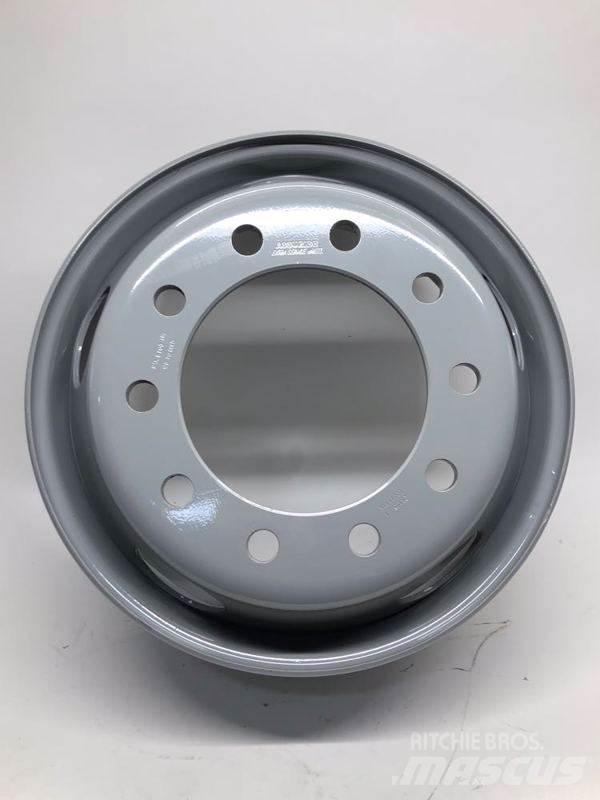 Ford F750 Renkaat ja vanteet