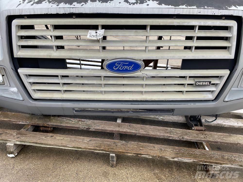 Ford F800 Ohjaamot ja sisustat