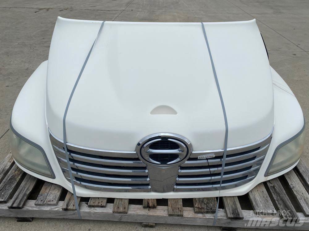 Hino 268 Ohjaamot ja sisustat