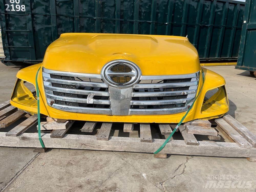 Hino 268 Ohjaamot ja sisustat
