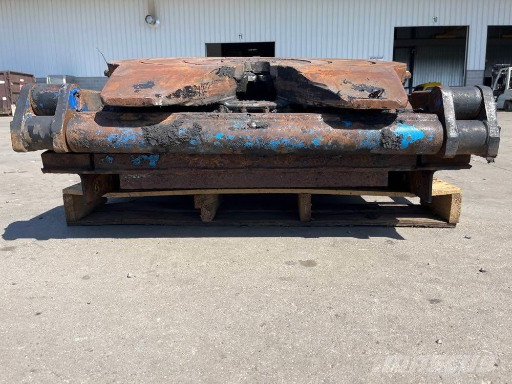  Holland Renkaat ja vanteet