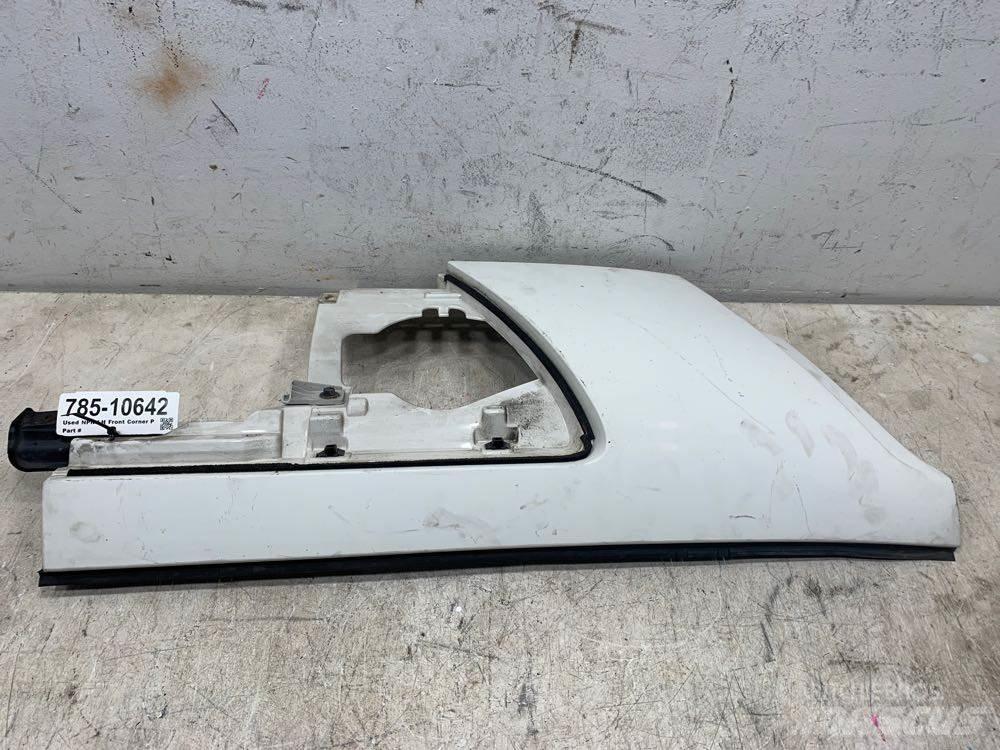 Isuzu NPR Ohjaamot ja sisustat