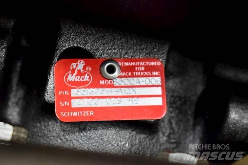 Mack EM7 Muut