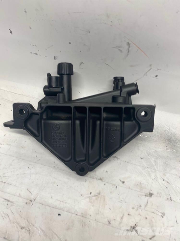 Mack MP8 Muut
