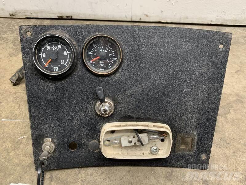 Mack RD Sähkö ja elektroniikka