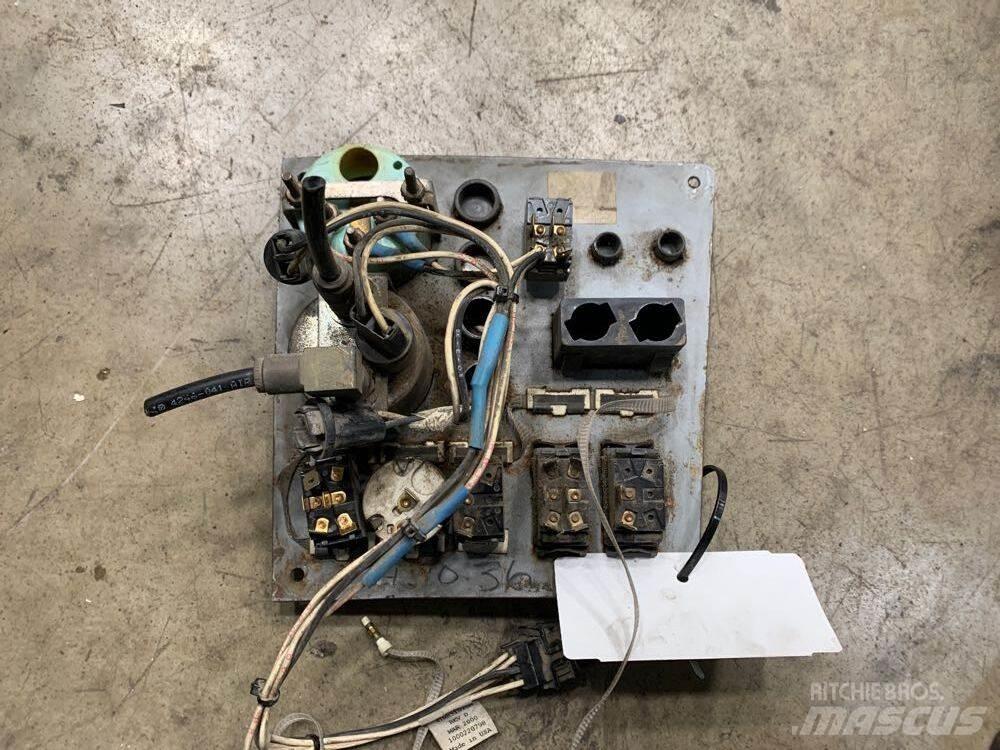 Mack RD Sähkö ja elektroniikka