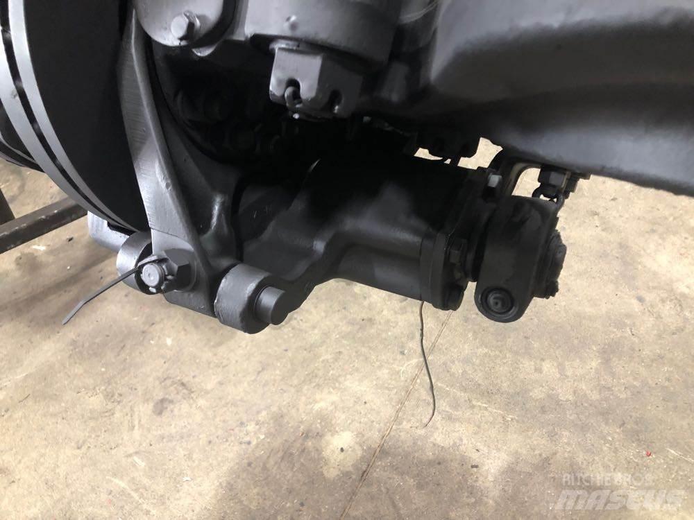 Meritor  Akselit
