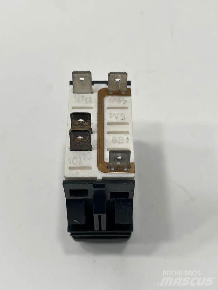 Paccar  Sähkö ja elektroniikka