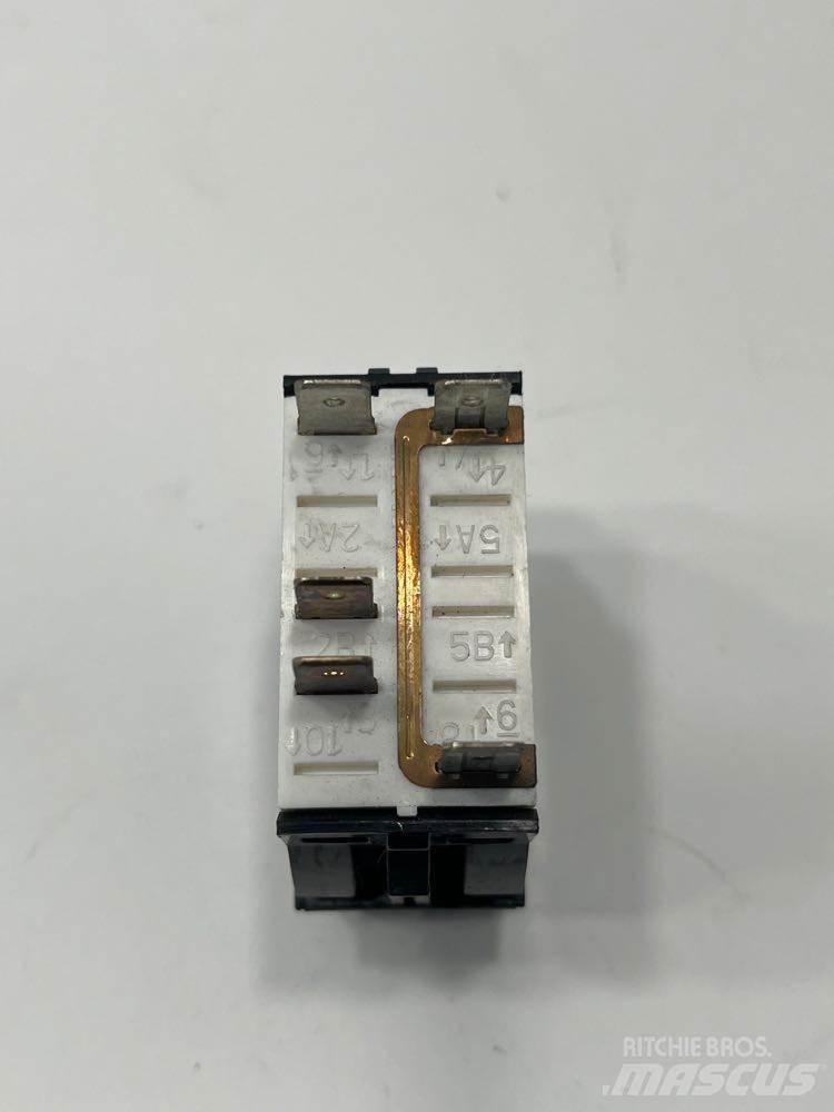 Paccar  Sähkö ja elektroniikka