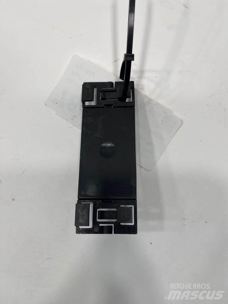 Paccar  Sähkö ja elektroniikka