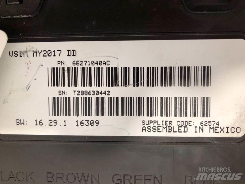 RAM 5500 Ohjaamot ja sisustat