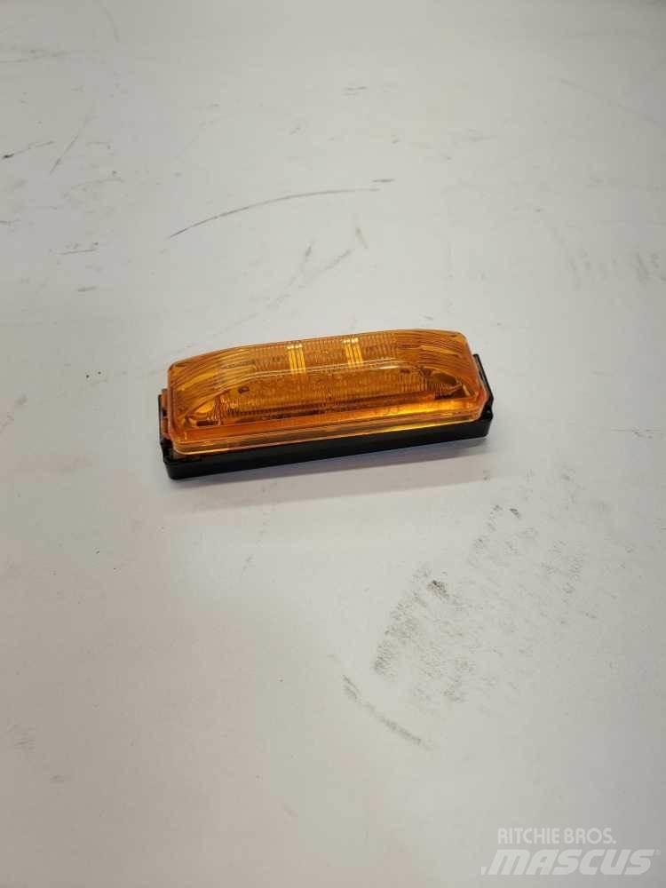 Universal  Sähkö ja elektroniikka
