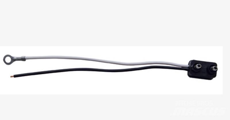 Universal  Sähkö ja elektroniikka
