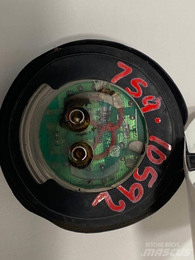 Universal  Sähkö ja elektroniikka