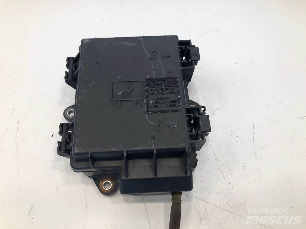 Volvo VNL Sähkö ja elektroniikka