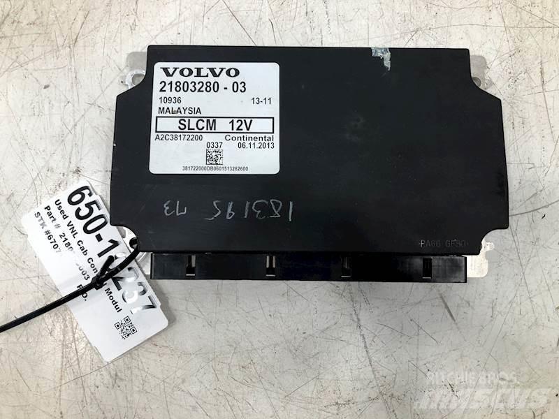 Volvo VNL Ohjaamot ja sisustat