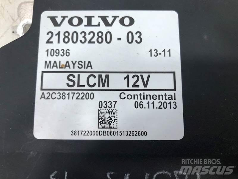 Volvo VNL Ohjaamot ja sisustat