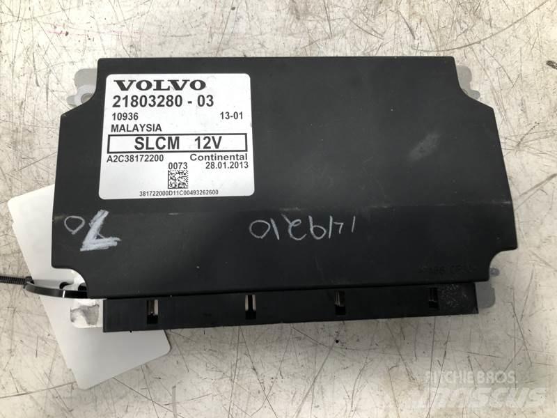 Volvo VNL Ohjaamot ja sisustat