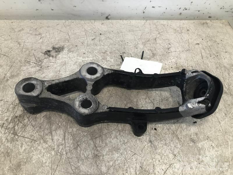 Volvo VNL Jäähdyttimet