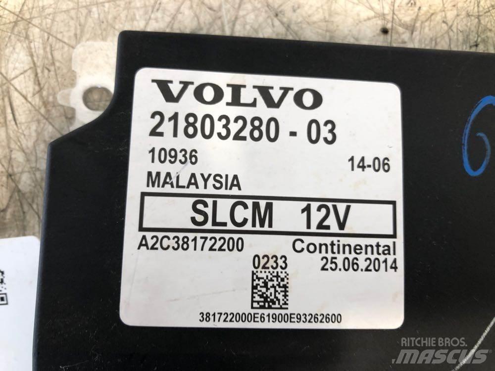 Volvo VNL Ohjaamot ja sisustat