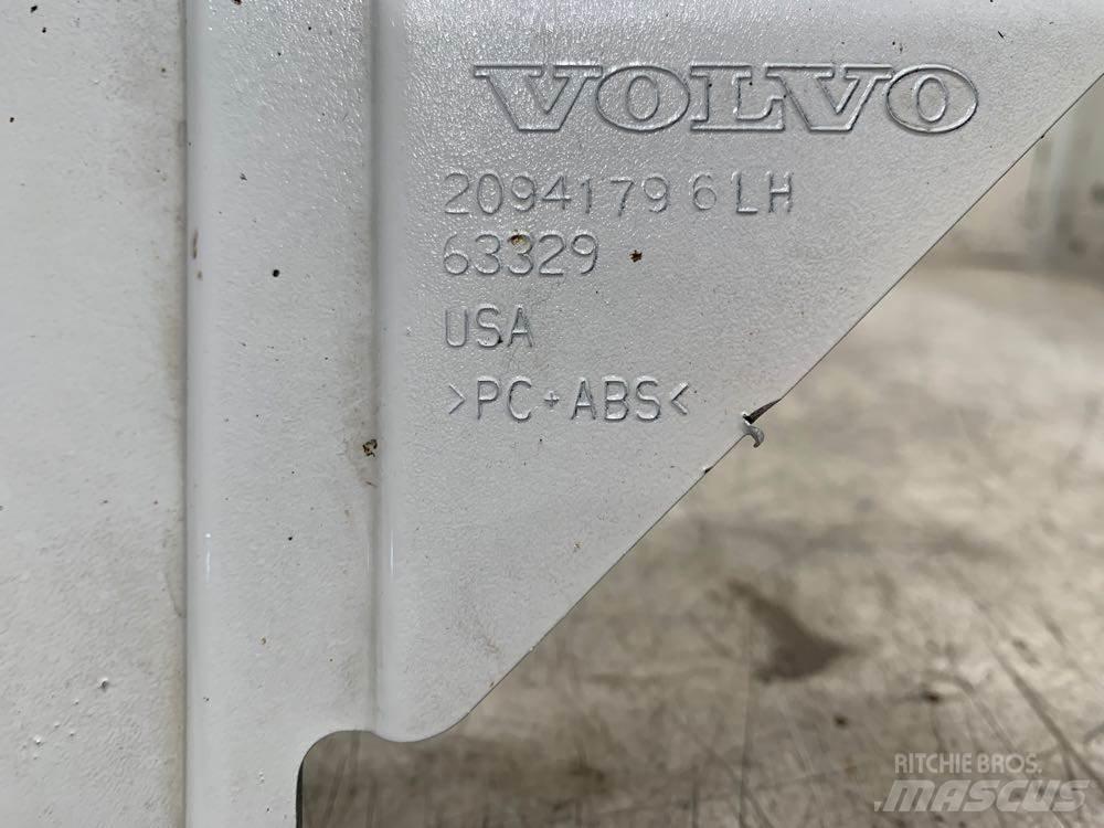 Volvo VNL Ohjaamot ja sisustat