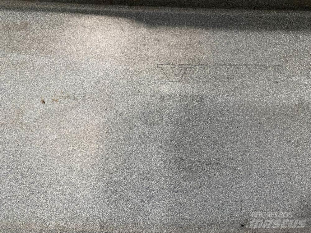 Volvo VNL Ohjaamot ja sisustat