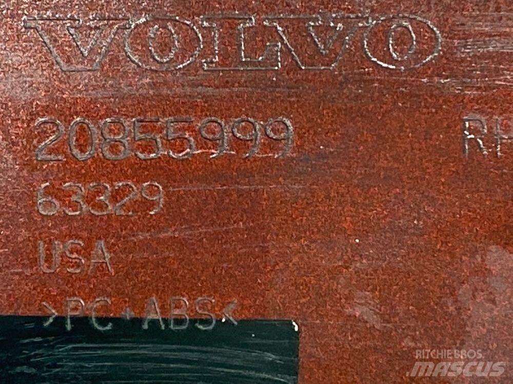 Volvo VNL Ohjaamot ja sisustat