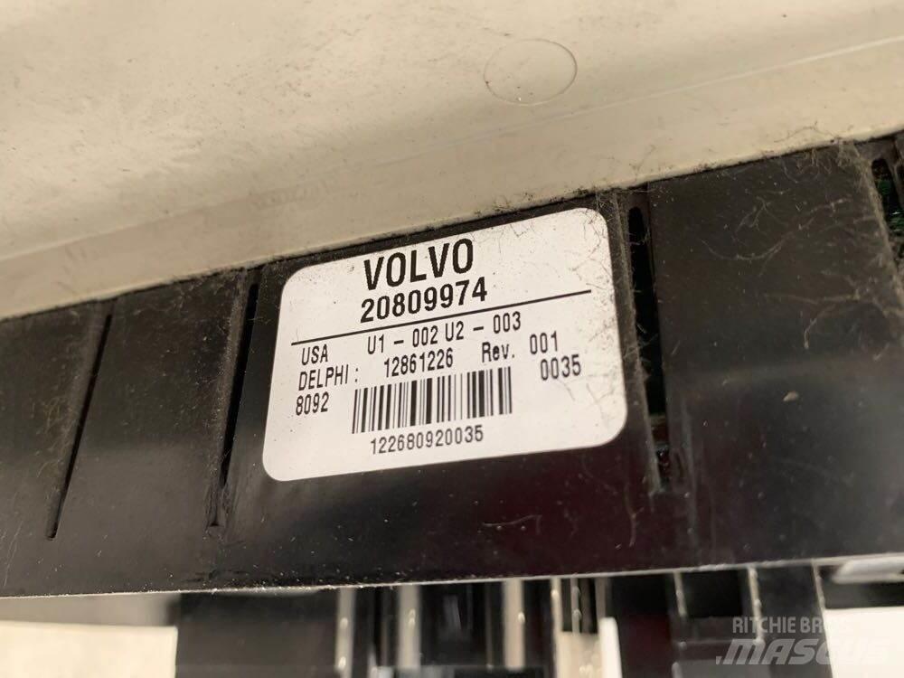 Volvo VNL Sähkö ja elektroniikka