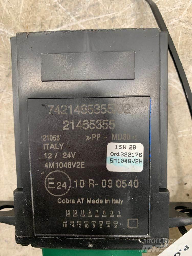 Volvo VNL Ohjaamot ja sisustat