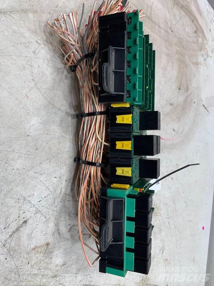 Volvo VNL Sähkö ja elektroniikka