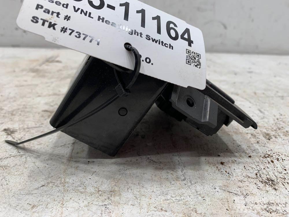 Volvo VNL Sähkö ja elektroniikka