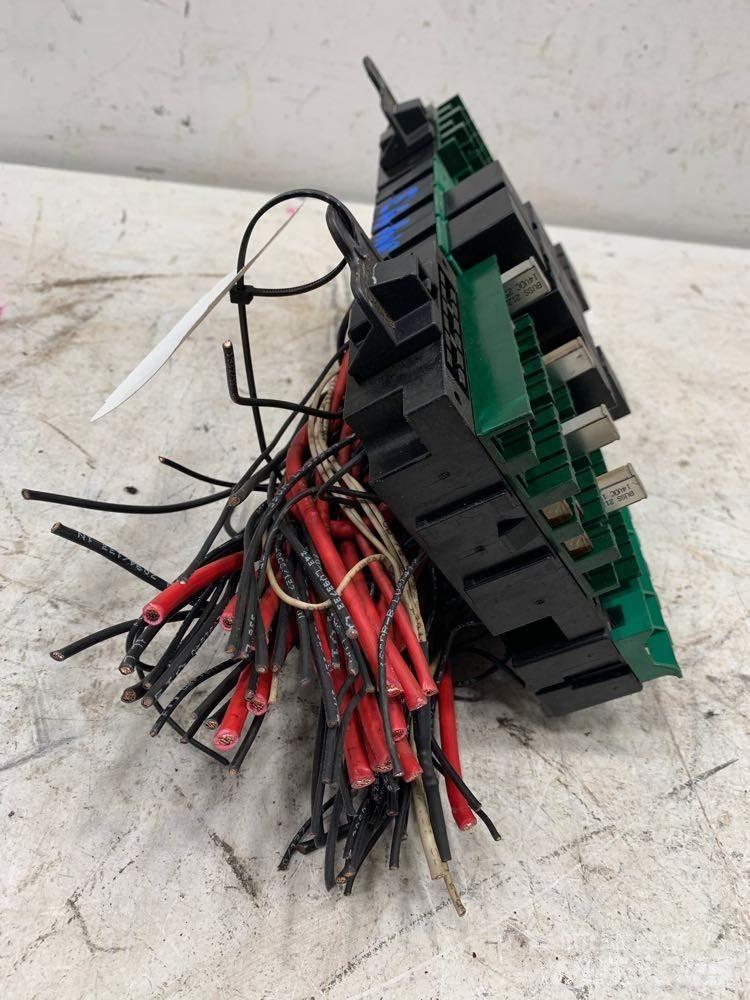 Volvo VNL Sähkö ja elektroniikka