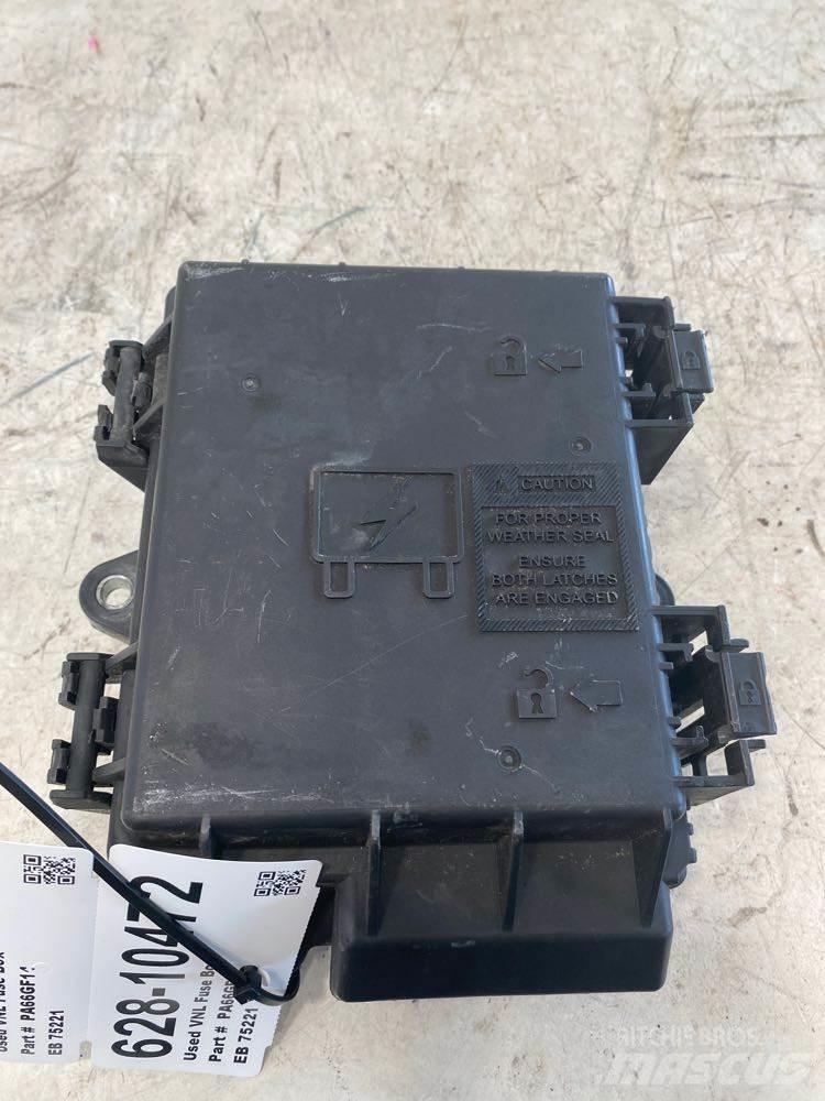 Volvo VNL Sähkö ja elektroniikka