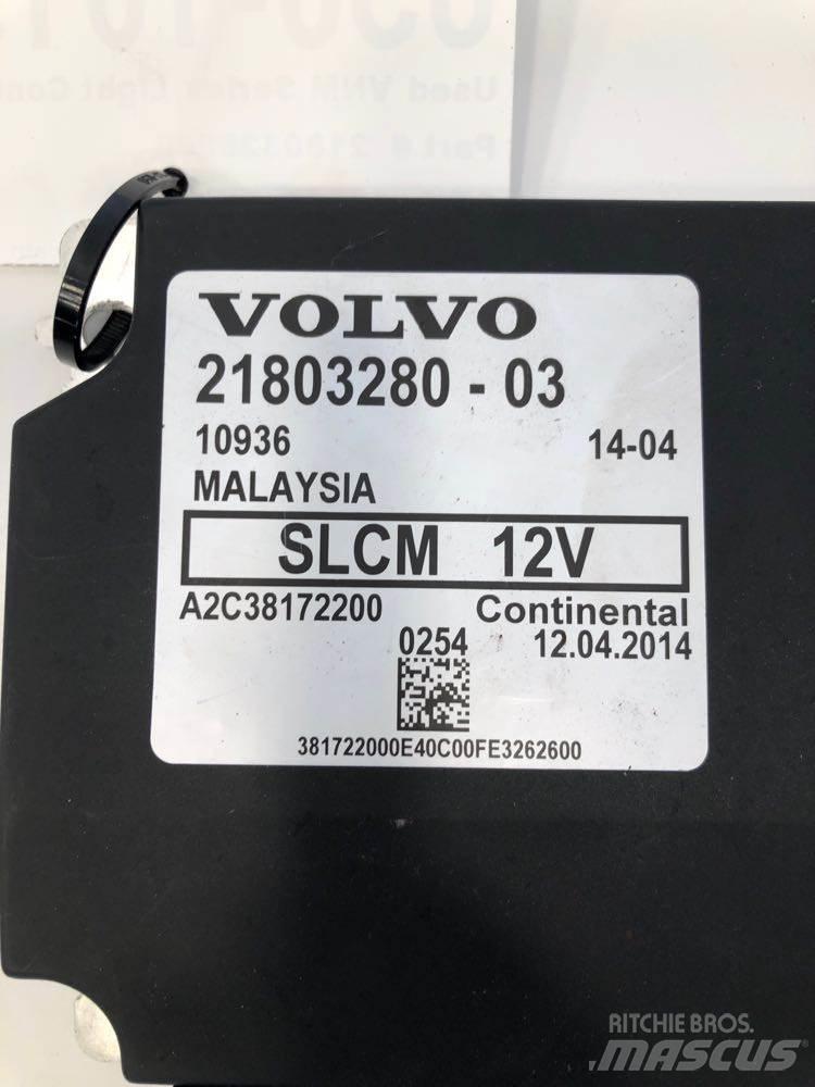 Volvo VNM Ohjaamot ja sisustat