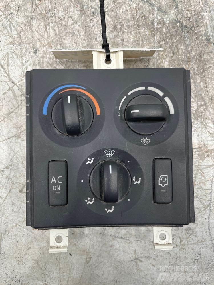 Volvo VNM Sähkö ja elektroniikka