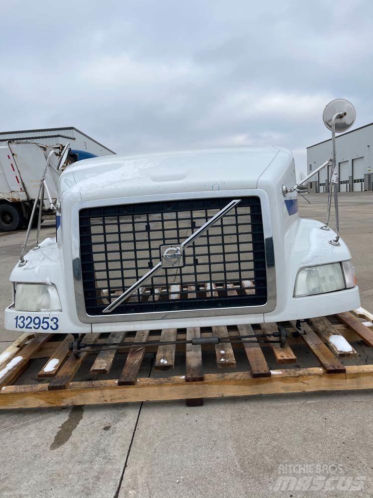 Volvo VNM Ohjaamot ja sisustat