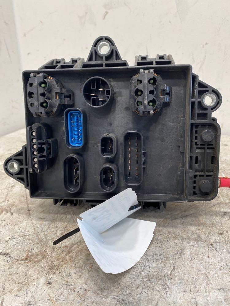 Volvo VNR Sähkö ja elektroniikka