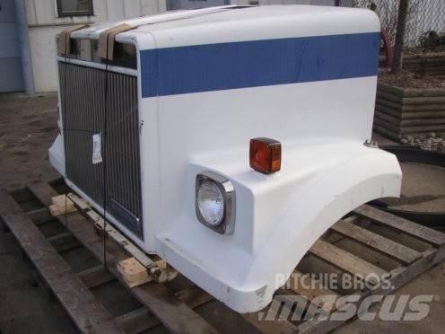 Volvo WC Ohjaamot ja sisustat