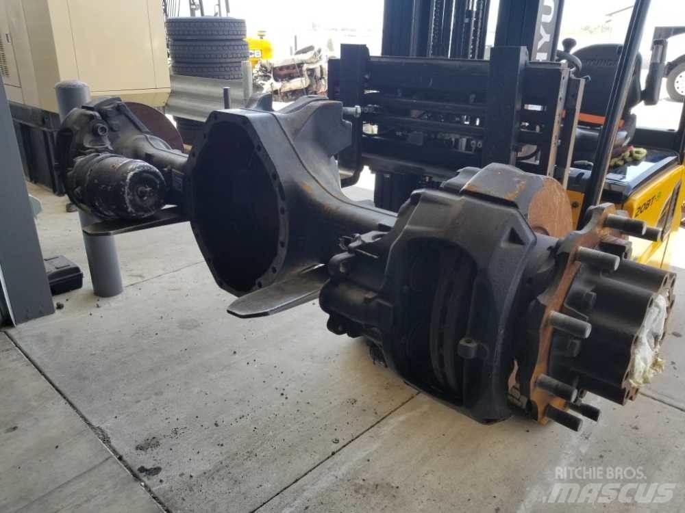 ZF A132 Akselit