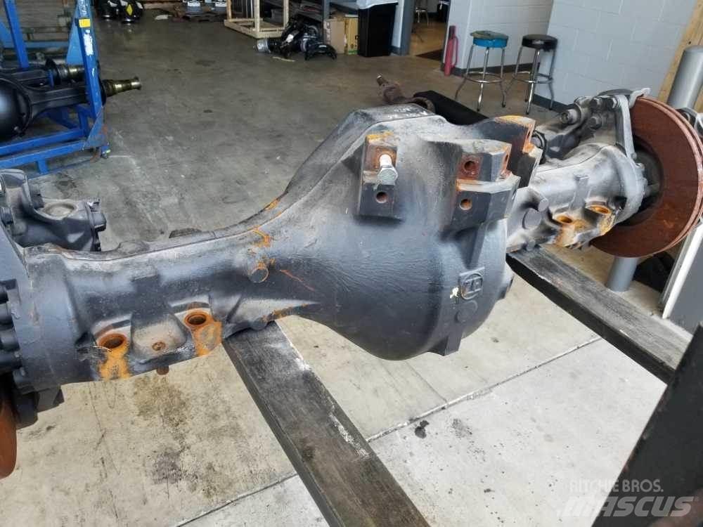 ZF A132 Akselit