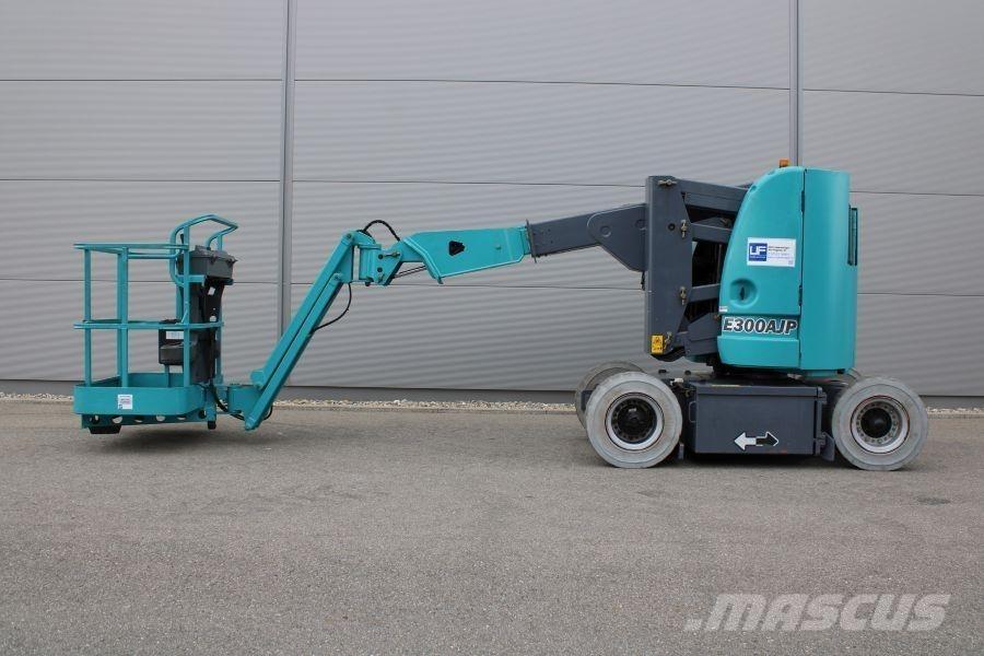 JLG E 300 AJP Kuukulkijat