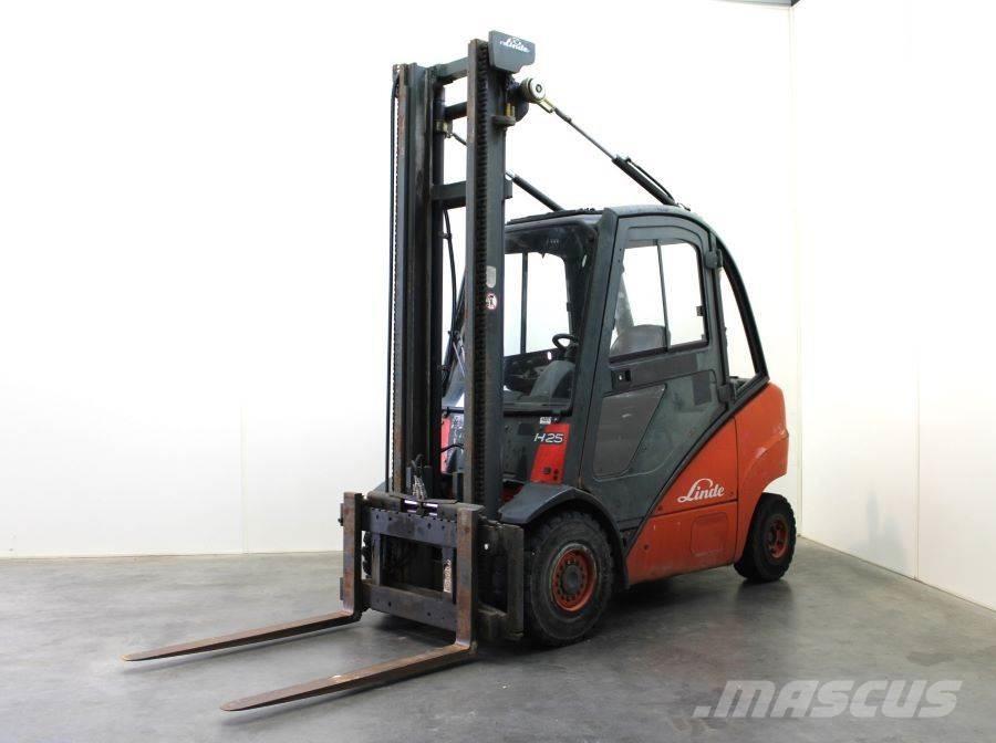 Linde H 25 D Dieseltrukit