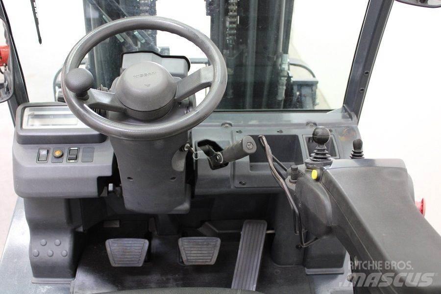 Nissan U1D2A20LQ Nestekaasutrukit